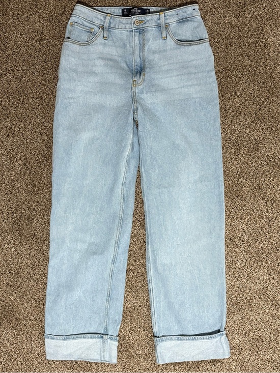 Hollister Denim - Hollister Ultra High-Rise Dad Jean Light Wash Cuffed Ankle